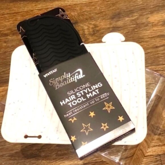 Vivitar Simply Beautiful Silicone Hair Styling Tool Mat Set - Picture 4 of 7